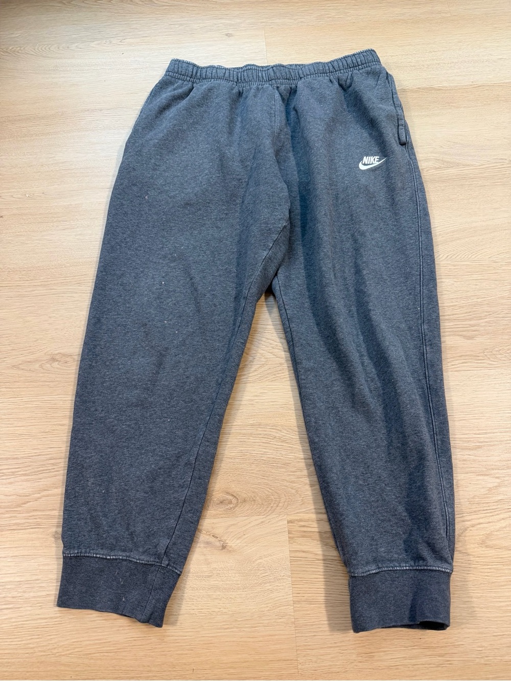 Nike Club Fleece Sweatpants Men’s Large Gray Jogger Elastic Waist BV2671-071